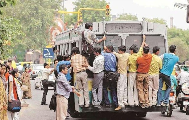 Xe bus Delhi - Ảnh 1.