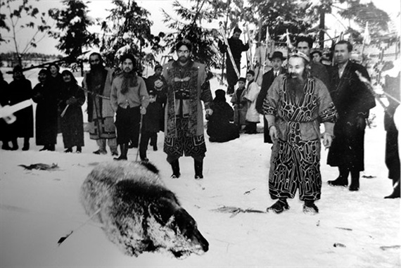 Người Ainu với nghi lễ hiến tế gấu độc nhất vô nhị  - Ảnh 3.
