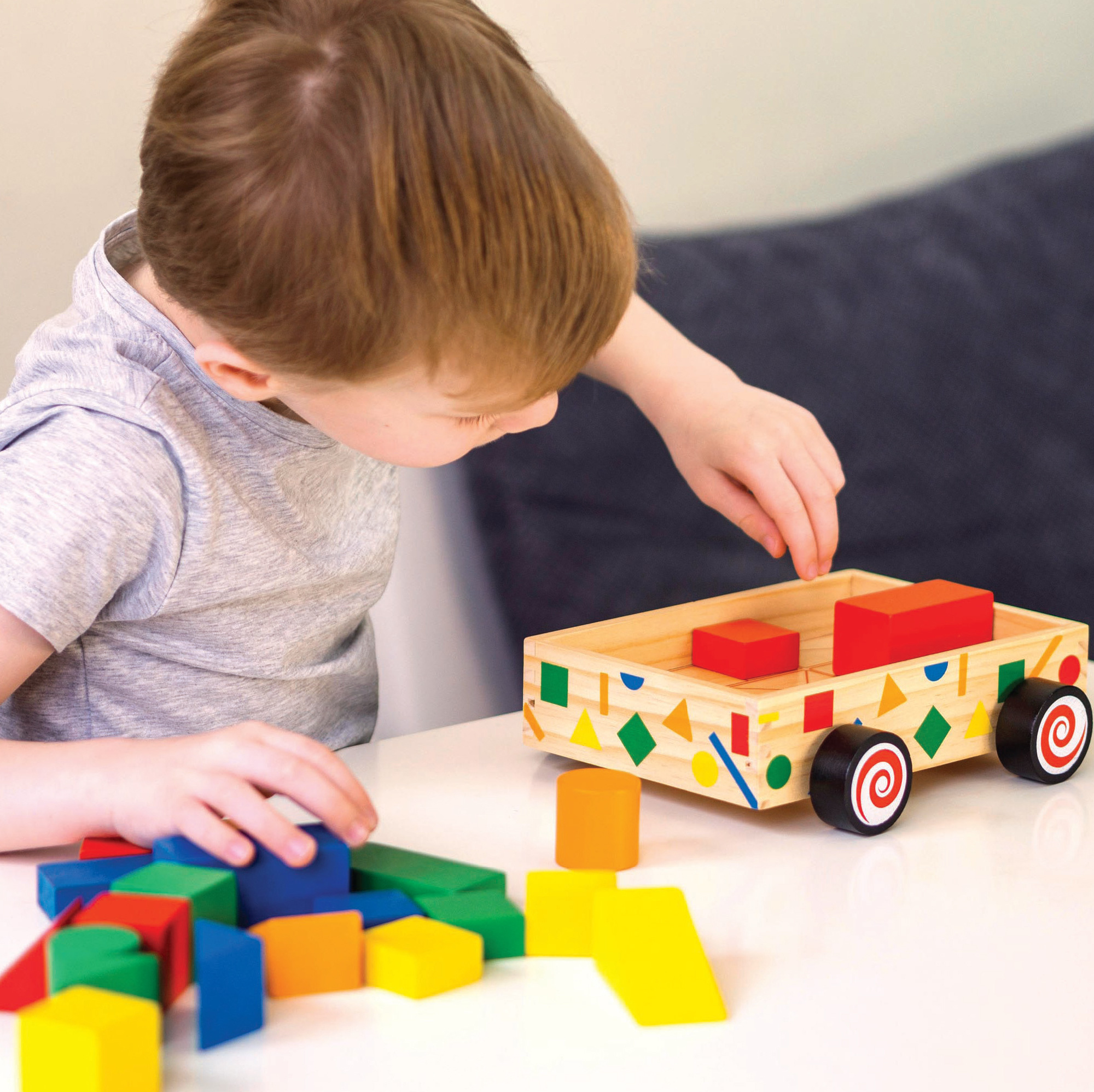 Đồ chơi “made by mẹ” - Ảnh 1.