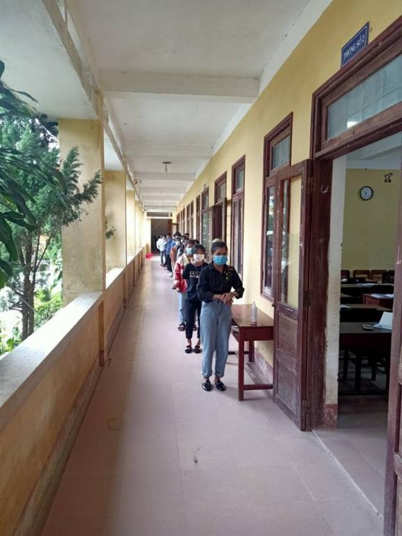 Thừa Thiên Huế: Hơn 13.000 thí sinh đăng kí làm thủ tục dự thi Tốt nghiệp THPT - Ảnh 1.