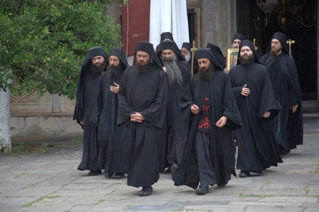 Athos, ngọn núi thiêng, cấm cửa phụ nữ ở Hy Lạp  - Ảnh 4.