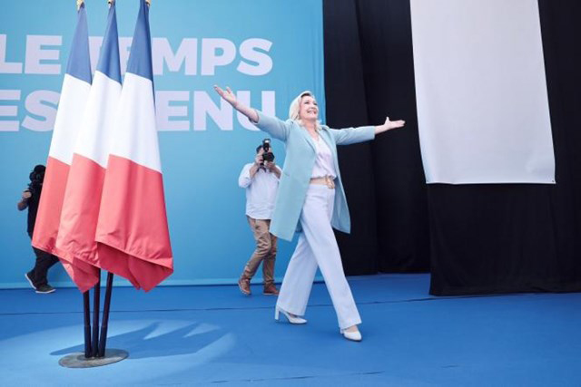 Hai “bóng hồng” trong “cuộc đua” tranh cử Tổng thống Pháp 2022 - Ảnh 1.