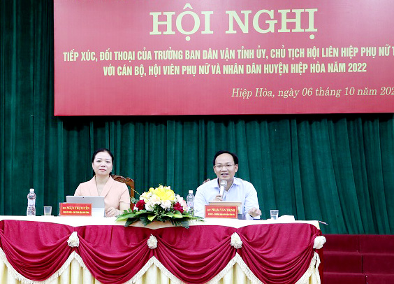 Bắc Giang tổ chức Hội nghị đối thoại với cán bộ hội viên phụ nữ huyện Hiệp Hòa - Ảnh 1.