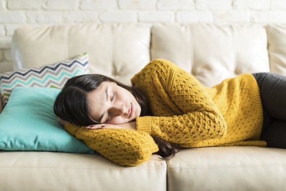 Có những thói quen ngủ trưa làm tăng thêm bệnh, dân văn phòng càng phải tránh ngay - Ảnh 5.