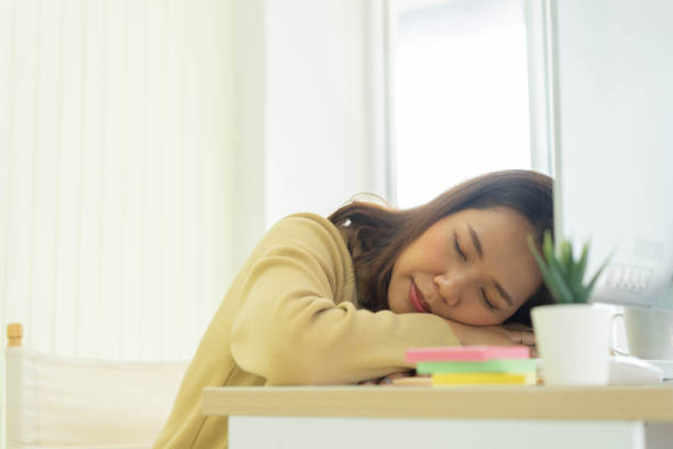 Có những thói quen ngủ trưa làm tăng thêm bệnh, dân văn phòng càng phải tránh ngay - Ảnh 4.
