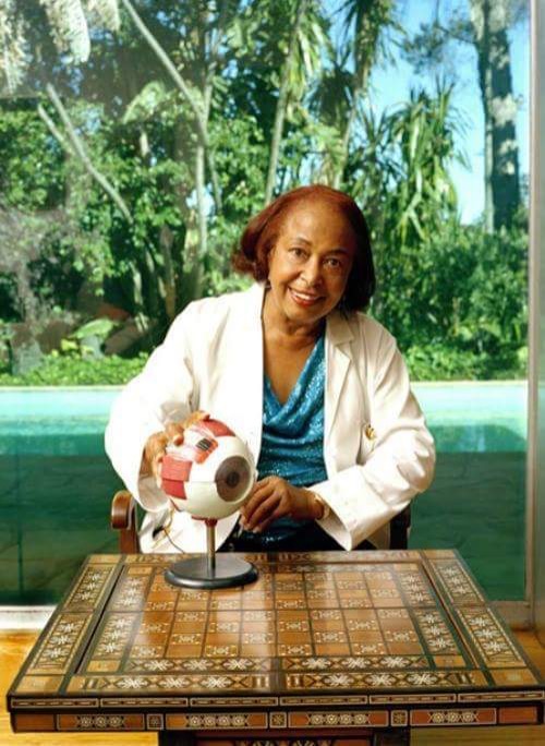 Patricia Bath: Nữ bác sĩ giúp hàng triệu người phục hồi thị lực - Ảnh 3.