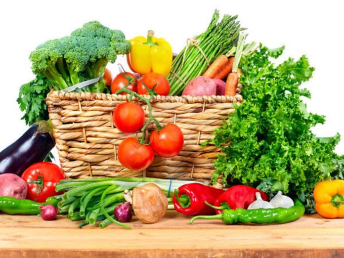  TS dinh dưỡng cũng &quot;lúng túng&quot; nhận biết rau sạch tại chợ: 4 tiêu chí mua rau và loại rau khuyên con cháu đừng ăn - Ảnh 2.