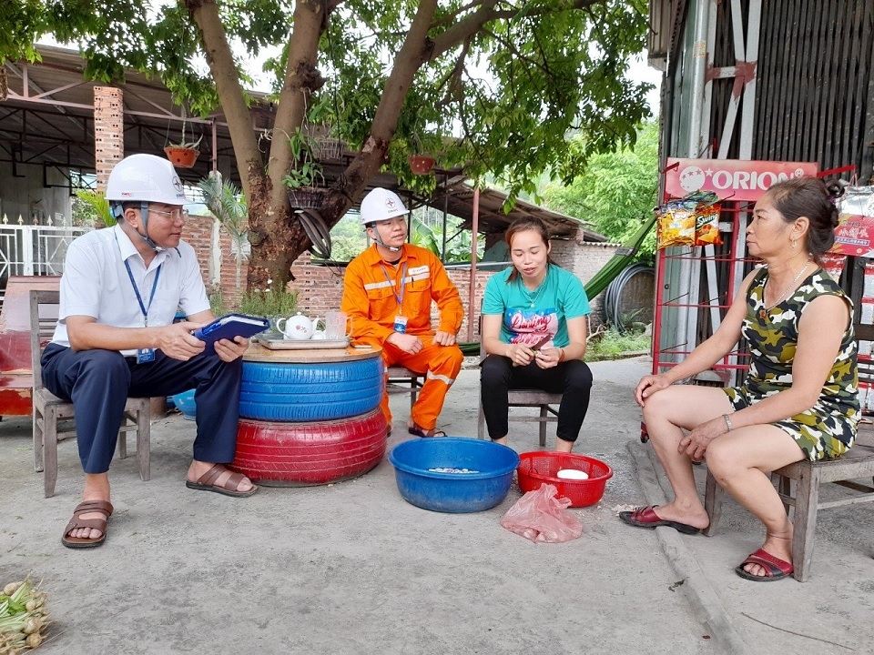 Điện lực miền Bắc đa dạng hóa hình thức tuyên truyền sử dụng điện tiết kiệm và hiệu quả - Ảnh 3.