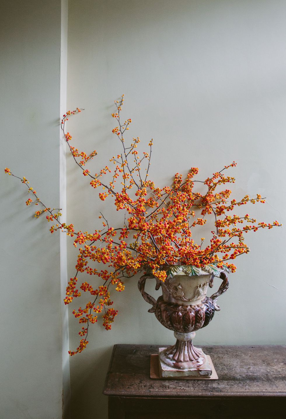 10 mẫu lọ hoa giúp bạn có thể mang mùa thu vào nhà bất cứ lúc nào - Ảnh 3.