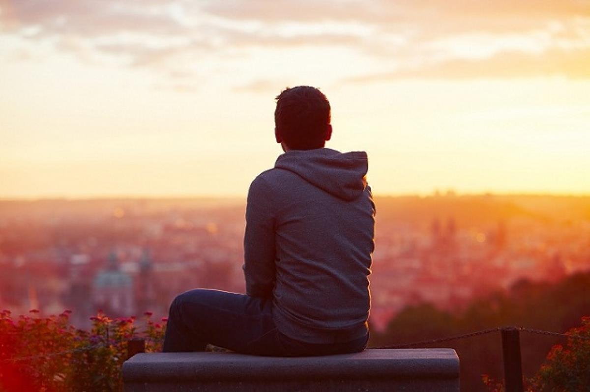 Nghiên cứu mới: Ngày càng nhiều đàn ông thấy “cô đơn”, cần điều trị tâm lý - Ảnh 3.