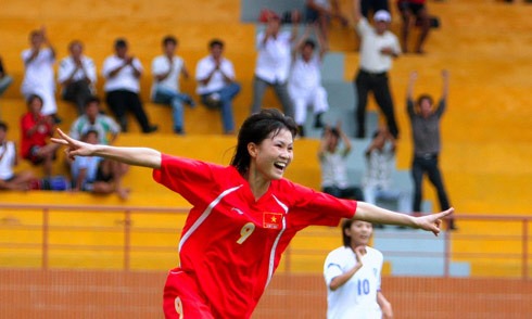 Chân dung 2 cựu tuyển thủ tham gia bình luận World Cup 2022: Từng là “trụ cột” của bóng đá nữ Việt Nam, gặt hái nhiều thành tích - Ảnh 2.