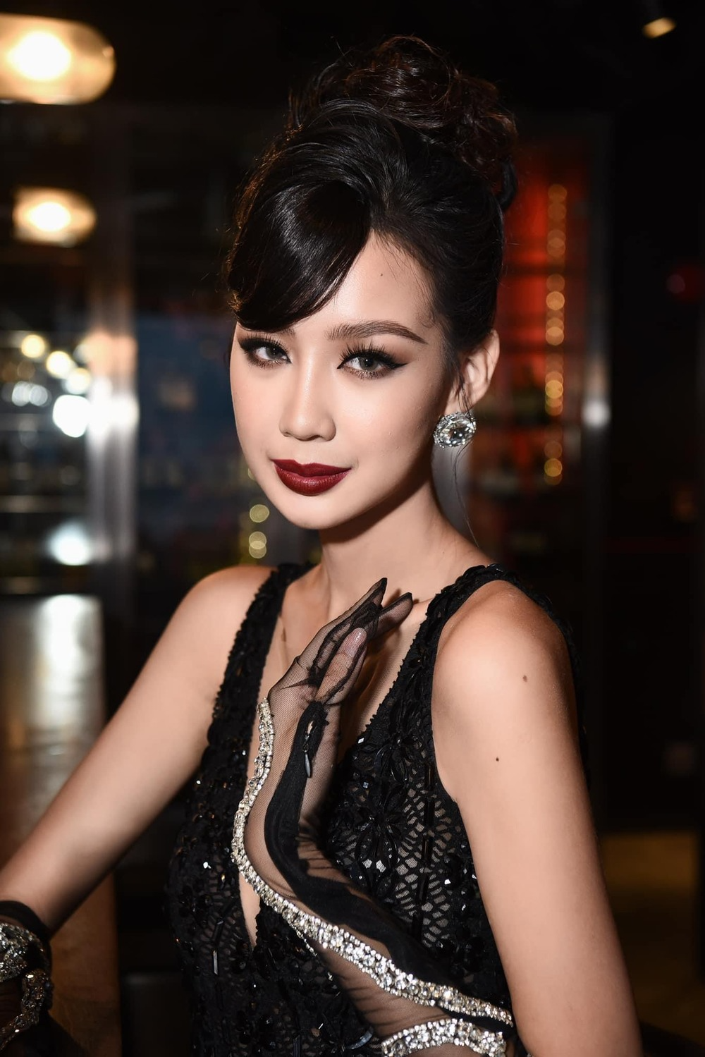 Những bộ cánh kém xinh của dàn Hoa hậu Việt thời gian qua - Ảnh 9.