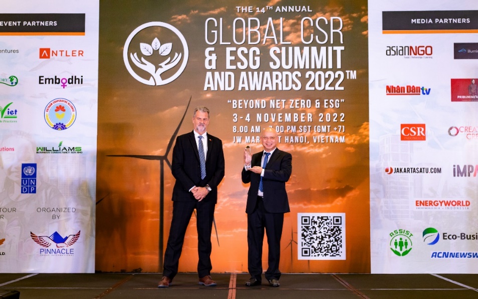 Vinamilk được vinh danh các giải thưởng lớn trong Hội nghị CSR & ESG toàn cầu 2022 - Ảnh 1.