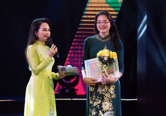 Người phụ nữ ở Quảng Ninh được trao Giải Đặc biệt cuộc thi Tôi khỏe đẹp hơn - Ảnh 2.