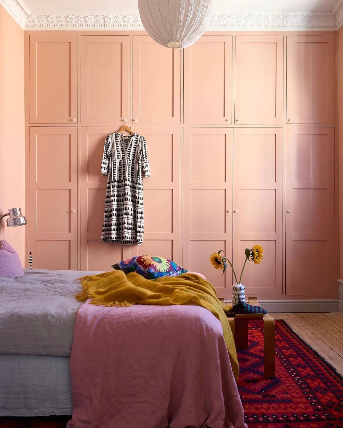 Mách bạn cách thiết kế nội thất cực khéo với gam màu của năm 2023: Viva Magenta - Ảnh 8.