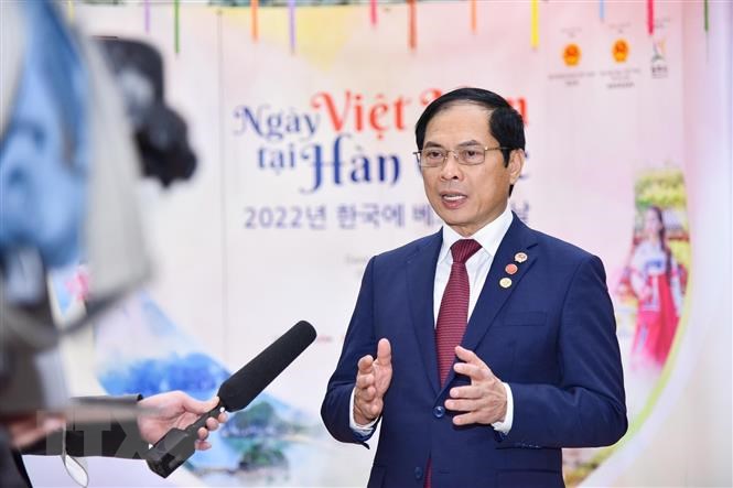 Quan hệ, hợp tác Việt Nam-Hàn Quốc sẽ ngày càng phát triển rực rỡ  - Ảnh 1.