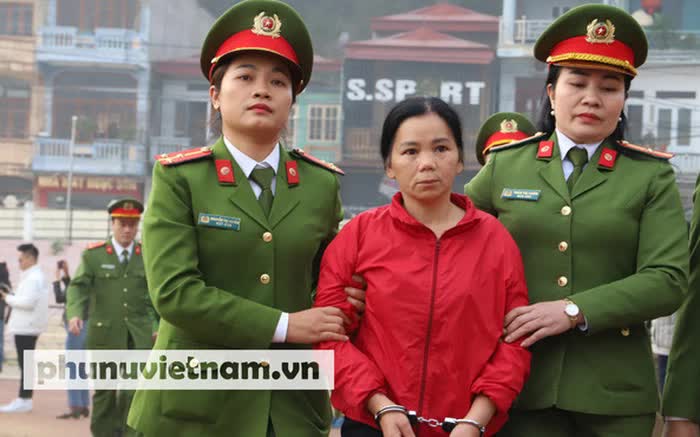 Bùi Thị Kim Thu tại phiên tòa sơ thẩm (ảnh Hà Khê)