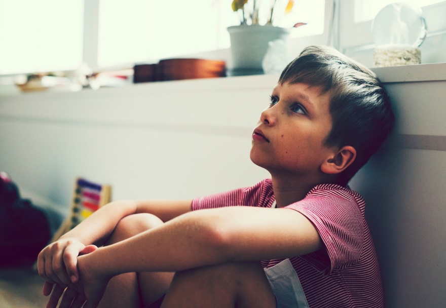 8 điều cần chú ý để ứng phó với tâm lý thất thường ở trẻ vị thành niên - Ảnh 1.