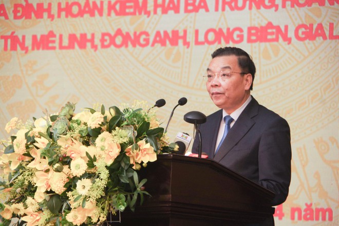 Chủ tịch Hà Nội: &quot;Quy hoạch sông Hồng và sông Đuống phải có lộ trình di dân khỏi khu vực mất an toàn&quot; - Ảnh 1.