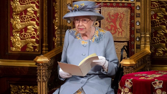 Nữ hoàng Anh đạt dấu mốc lịch sử trong cuộc đời, đưa ra thông báo chưa từng có trước đây - Ảnh 4.
