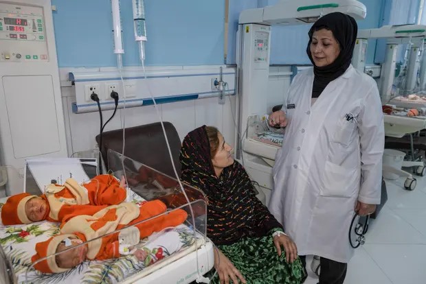 Bên trong bệnh viện do phụ nữ điều hành ở Afghanistan - Ảnh 1.