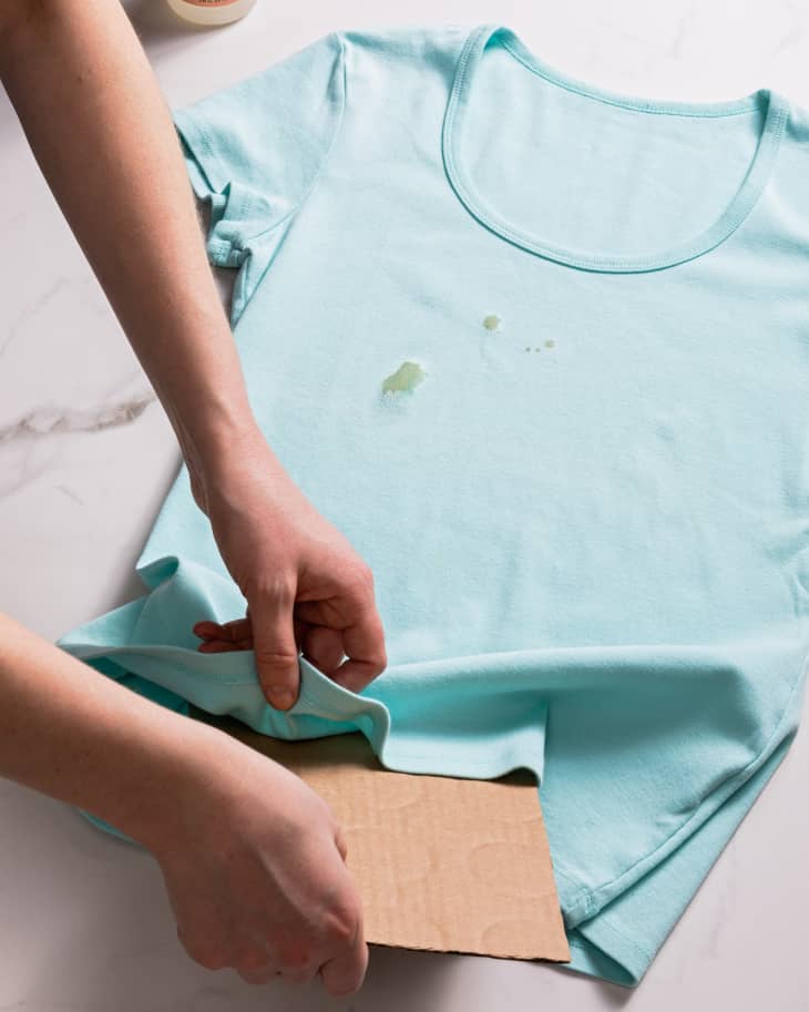 Làm thế nào để loại bỏ vết dầu mỡ trên quần áo: 6 cách đơn giản, dễ thực hiện nhưng tác dụng không ngờ - Ảnh 5.
