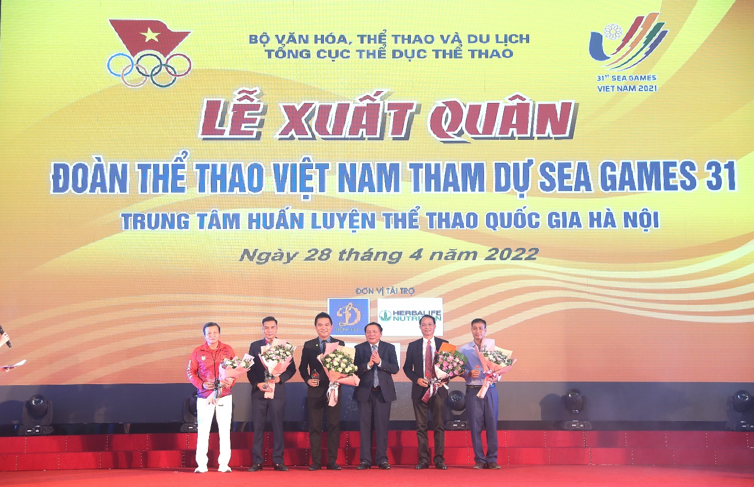 Herbalife Nutrition đồng hành cùng Ủy Ban Olympic Việt Nam tổ chức Lễ Xuất Quân cho Đoàn Thể Thao Việt Nam tham dự SEA Games 31 - Ảnh 2.