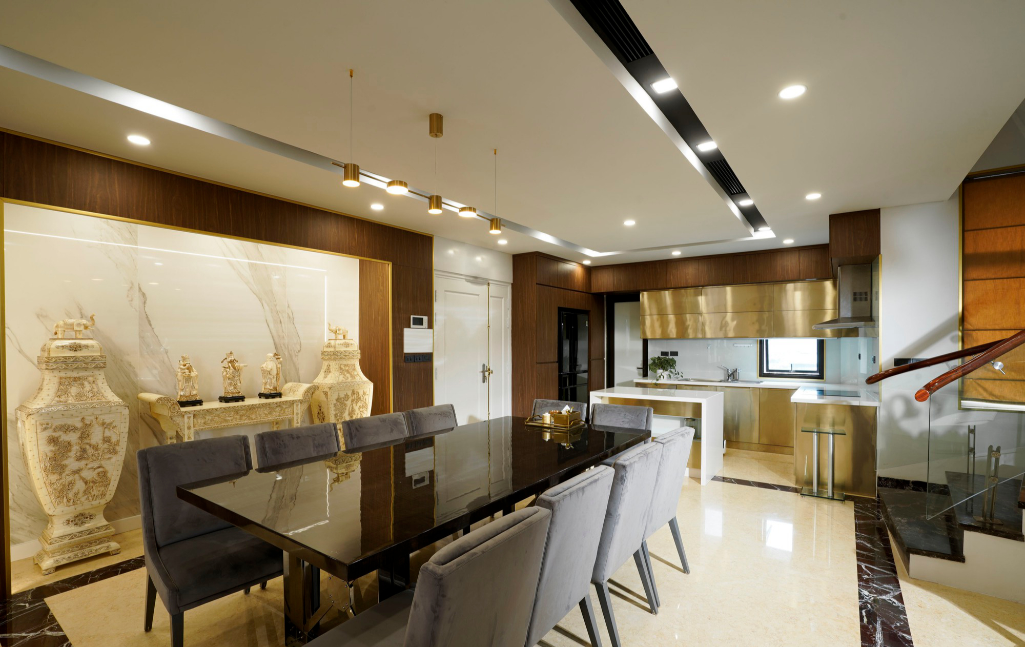 Gia chủ chịu chi 1,8 tỷ để thi công căn hộ Penthouse Hào Nam 250m² nâng tầm không gian sống - Ảnh 12.