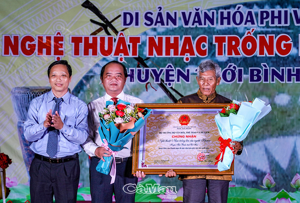 Nhạc Trống lớn của người Khmer trở thành di sản văn hoá phi vật thể quốc gia  - Ảnh 2.