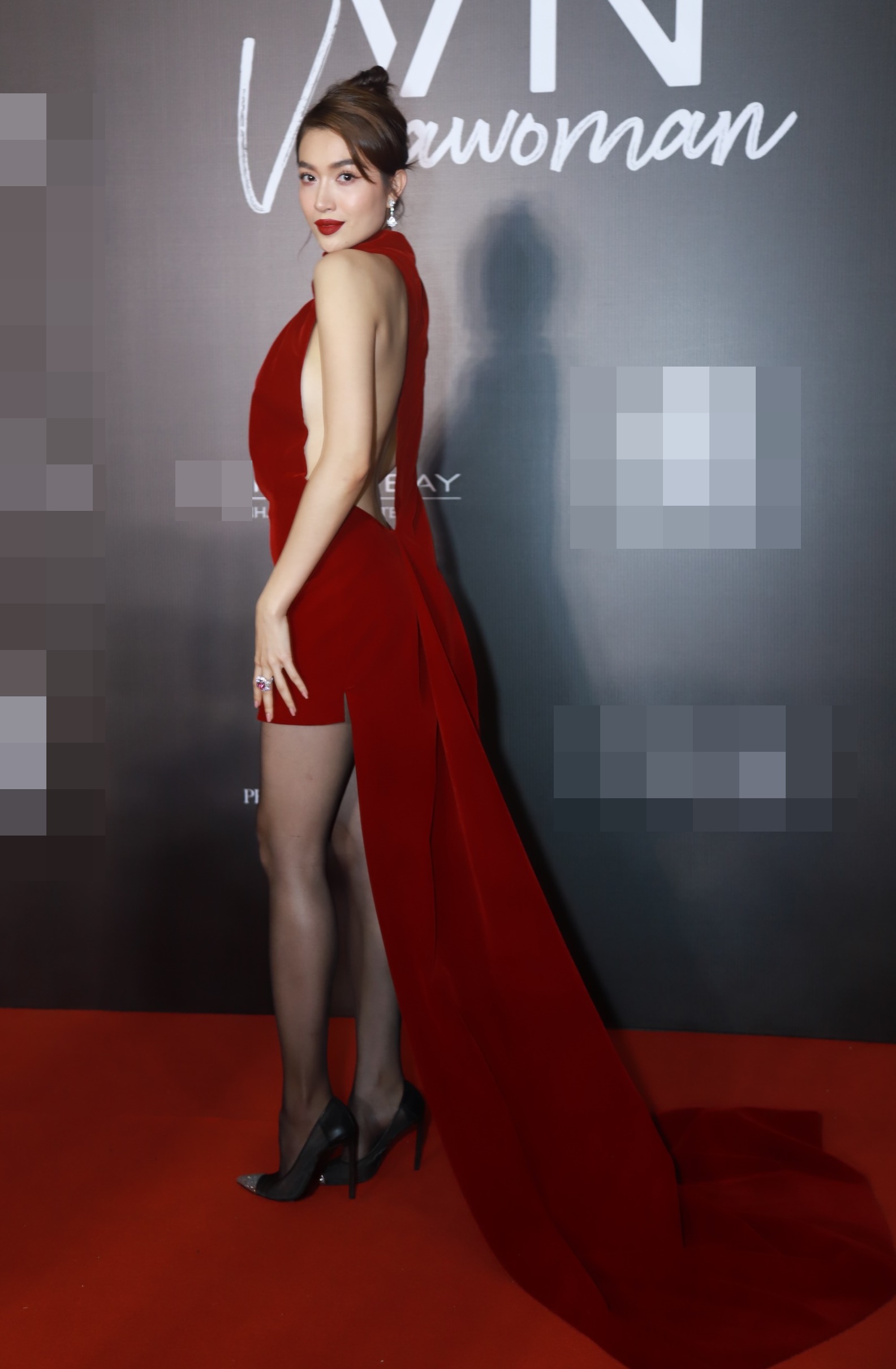 Thảm đỏ tâm điểm đêm nay: Hoa hậu Khánh Vân quyền lực, chiếm trọn sự chú ý giữa dàn mỹ nhân - Ảnh 10.