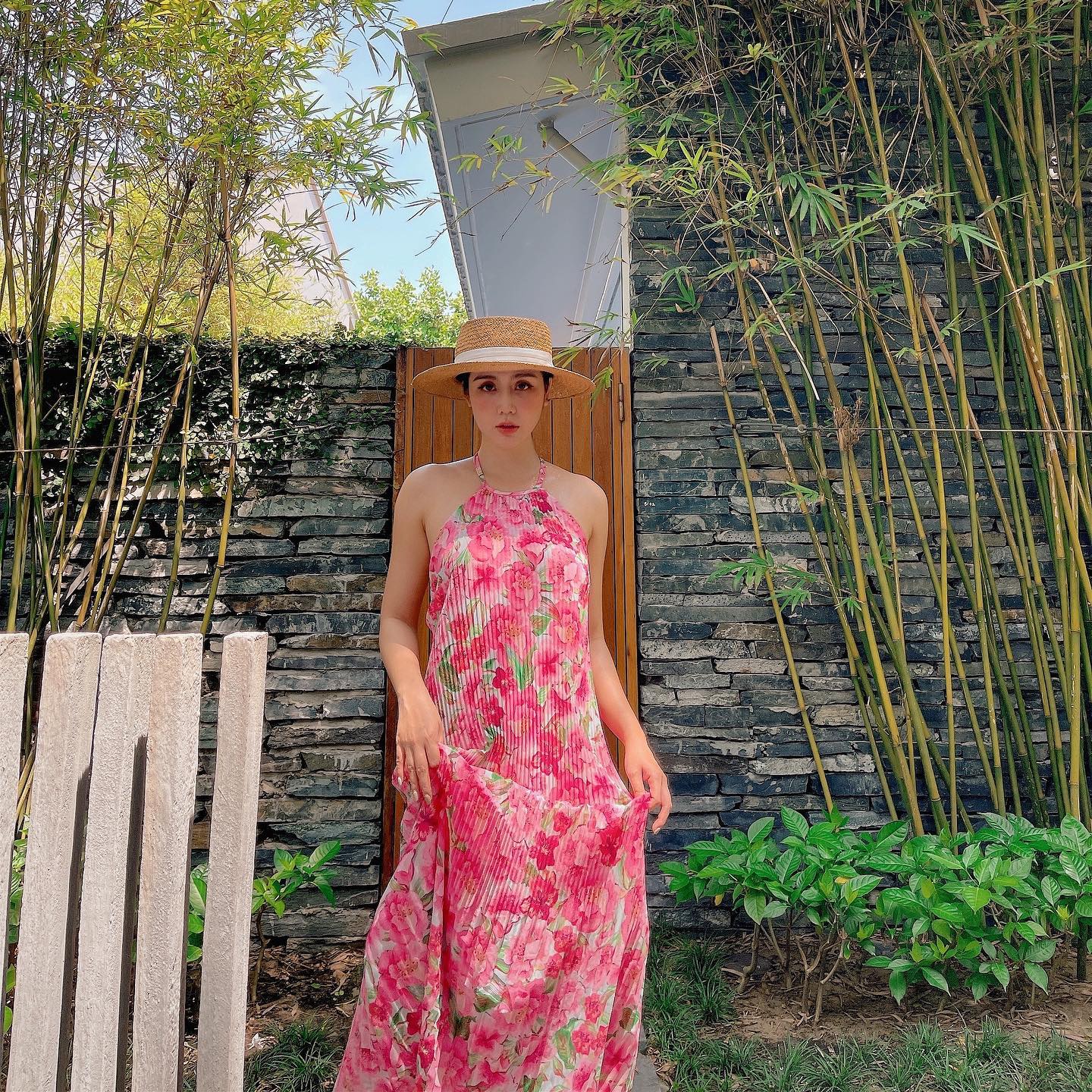 12 cách mặc váy maxi đi biển đẹp mãn nhãn của sao Việt - Ảnh 7.