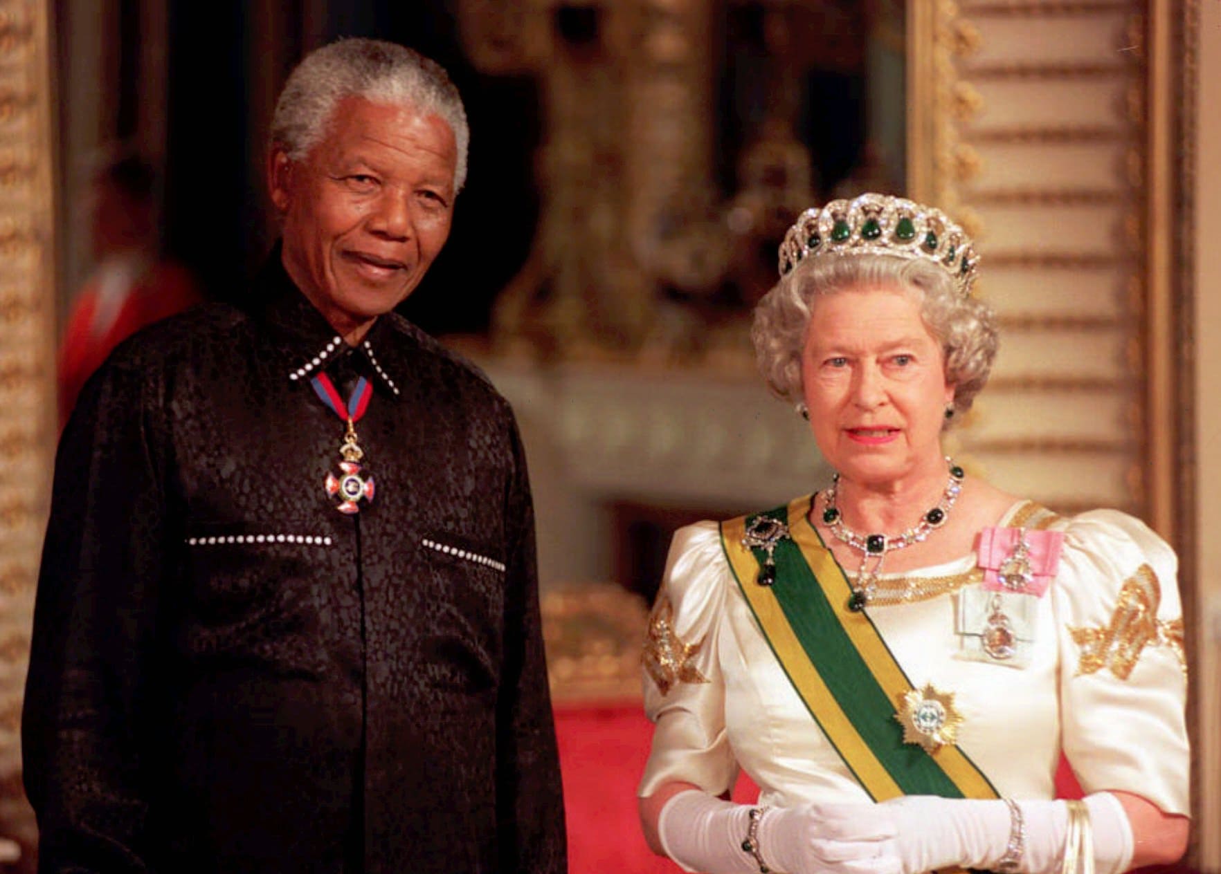 Nữ hoàng Elizabeth II: 70 năm cùng thăng trầm cùng đất nước và hoàng gia - Ảnh 12.