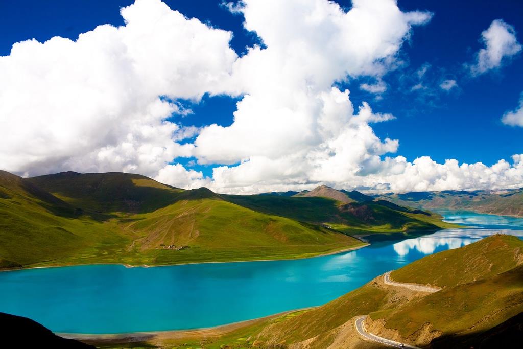 Yamdrok - hồ nổi tiếng nhất Tây Tạng có trữ lượng cá cả triệu tấn nhưng không ai dám ăn - Ảnh 12.