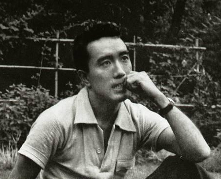 Nhà văn Mishima Yukio (1925-1970)