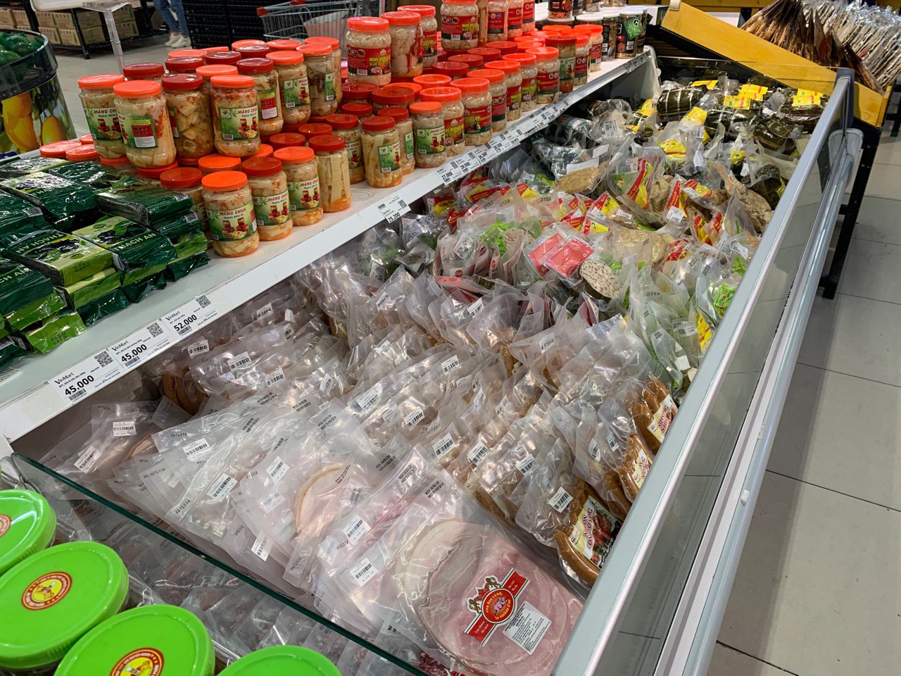 Giới trẻ &quot;mê&quot; siêu thị hơn chợ: Văn hóa mua bán đậm chất Việt có thể phai nhạt dần? - Ảnh 4.