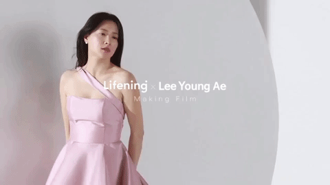 Lee Young Ae gây choáng với nhan sắc chuẩn &quot;nữ thần&quot; ở tuổi 51 - Ảnh 5.