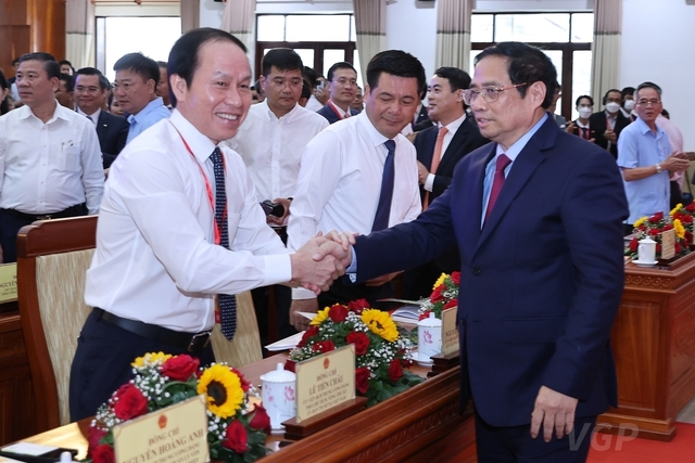 
Thủ tướng Phạm Minh Chính dự Hội nghị xúc tiến đầu tư tỉnh Hậu Giang

 - Ảnh 1.