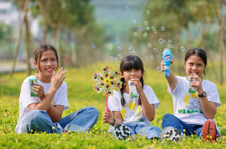 Vinamilk và Quỹ sữa Vươn cao Việt Nam tổ chức nhiều hoạt động nhân dịp 15 thành lập - Ảnh 10.