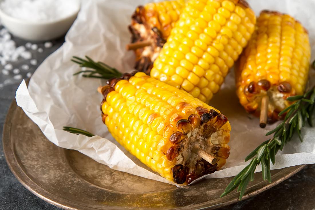 corn-on-the-cob-on-plate.jpg
