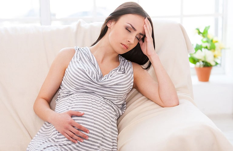 6 mẹo nhỏ giúp mẹ bầu giảm hẳn chứng ợ chua, đem lại cảm giác dễ chịu sau ăn - Ảnh 2.