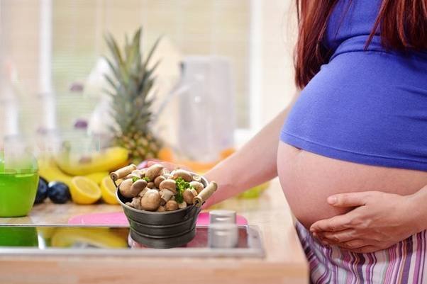 Mẹ bầu ăn nấm được không? Sẽ ảnh hưởng đến thai nhi như thế nào nếu mang thai ăn nhiều nấm? - Ảnh 3.