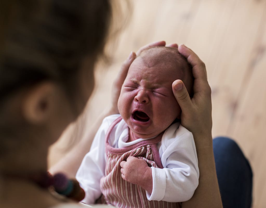 5 kiểu người tuyệt đối không được &quot;đón tay&quot; trẻ vừa chào đời, kiểu số 2 là hay gặp nhất! - Ảnh 1.