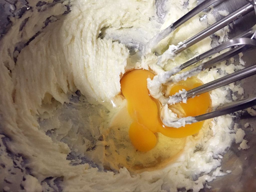 Cách làm bánh Trung thu kem tuyết ngon đẹp lung linh mà dễ dàng vô cùng - Ảnh 8.