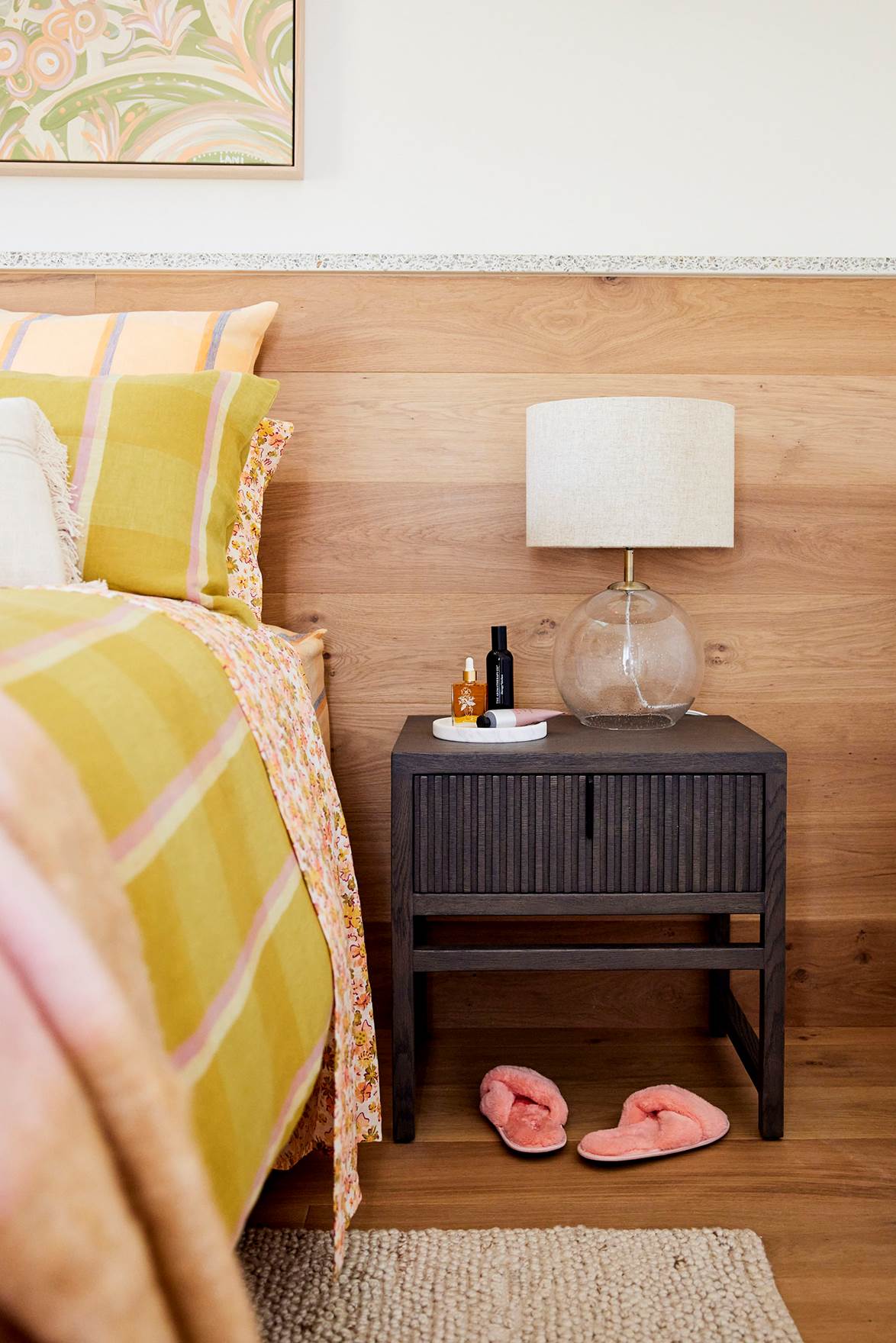 12 ý tưởng thiết kế giúp bạn có được căn phòng ngủ đẹp ngang tầm làm từ chuyên gia - Ảnh 1.