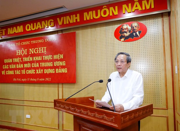 Tinh giản biên chế gắn với cơ cấu lại đội ngũ cán bộ, công chức, viên chức - Ảnh 1.