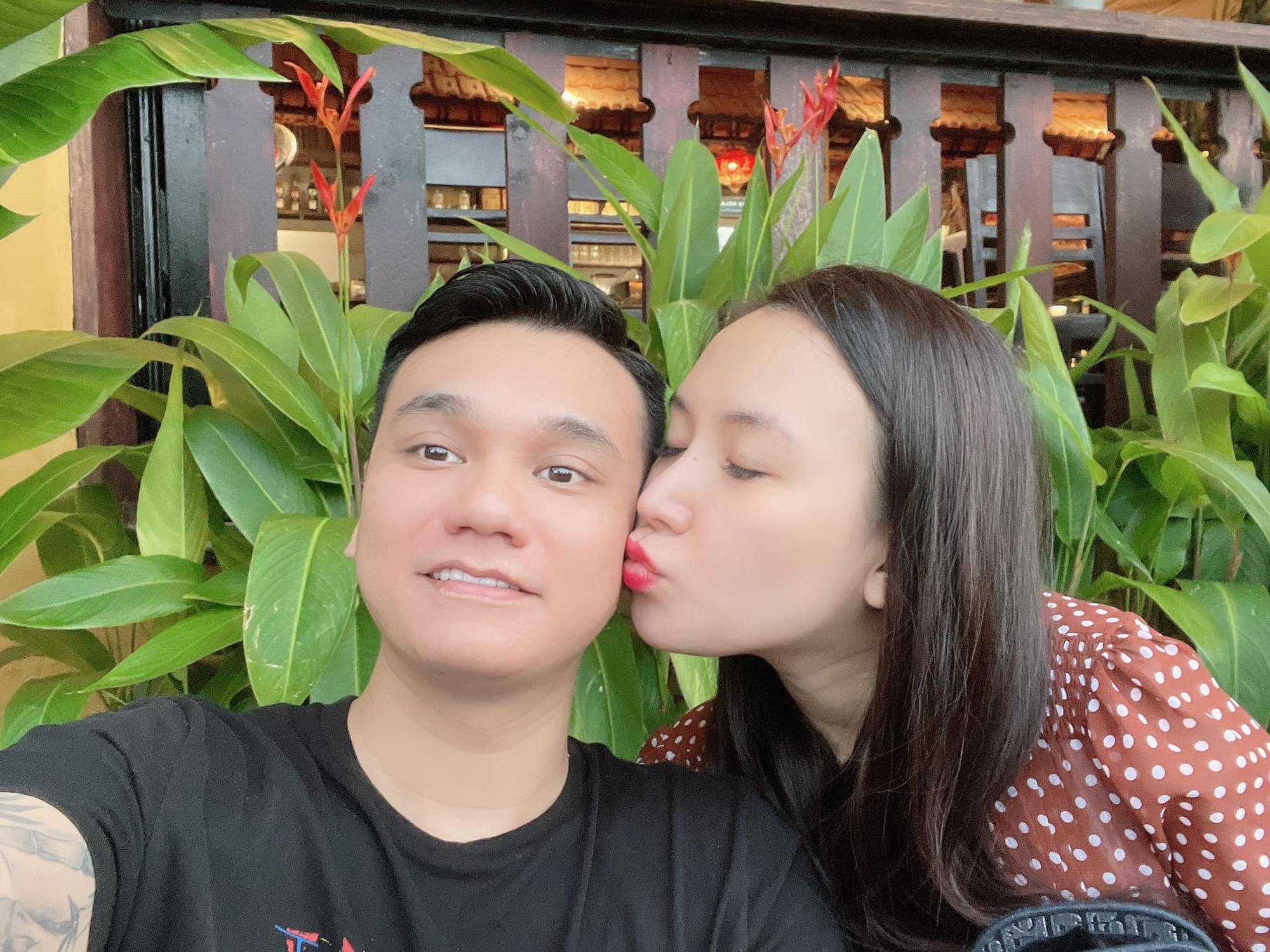 4 năm hôn nhân ngọt ngào của ca sĩ Khắc Việt và bà xã DJ Thảo Bebe - Ảnh 5.