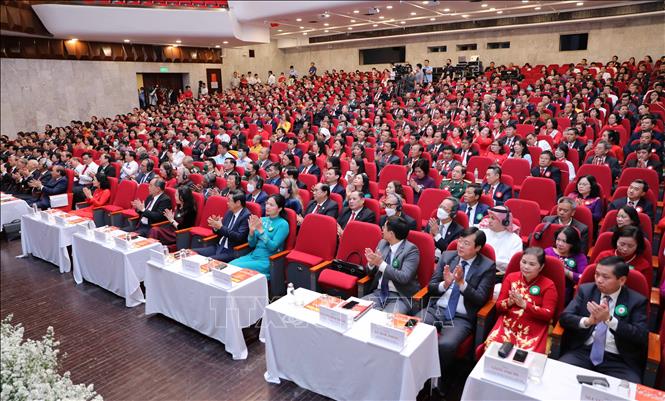 Chủ tịch nước dự Đại hội toàn quốc Hội Chữ thập đỏ Việt Nam lần thứ XI - Ảnh 4.
