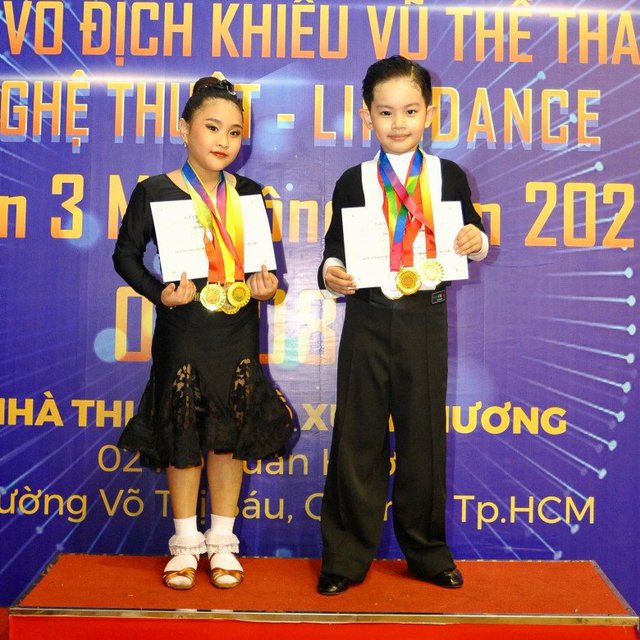 3 nhóc tỳ con nhà nòi Vbiz: Quý tử của Khánh Thi thắng nhiều huy chương, 2 bé lập kỷ lục lúc 5 tuổi - Ảnh 3.