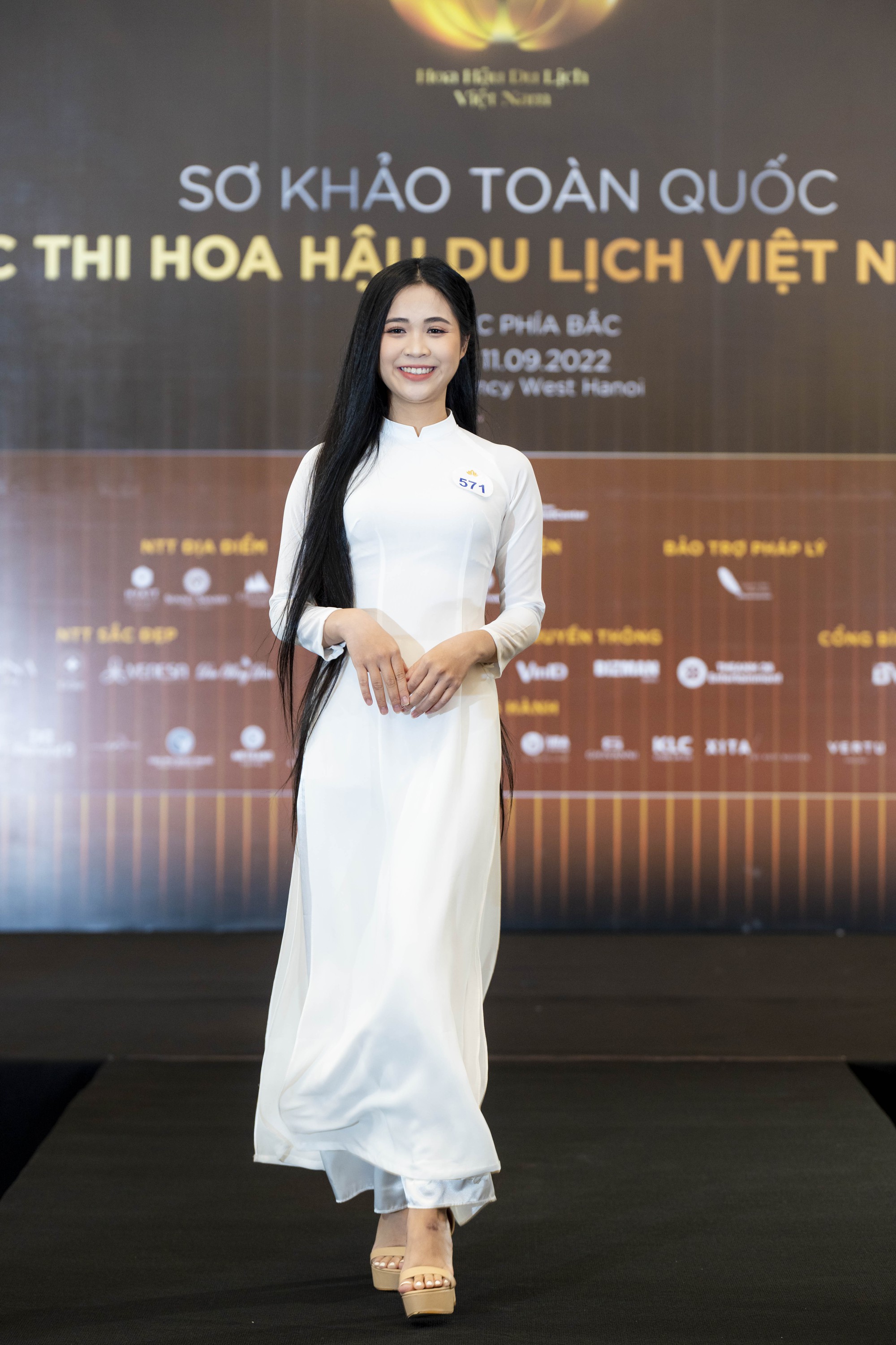 Dàn người đẹp đọ nhan sắc &quot;cực gắt&quot; tại Sơ khảo Hoa hậu Du lịch Việt Nam 2022 - Ảnh 4.