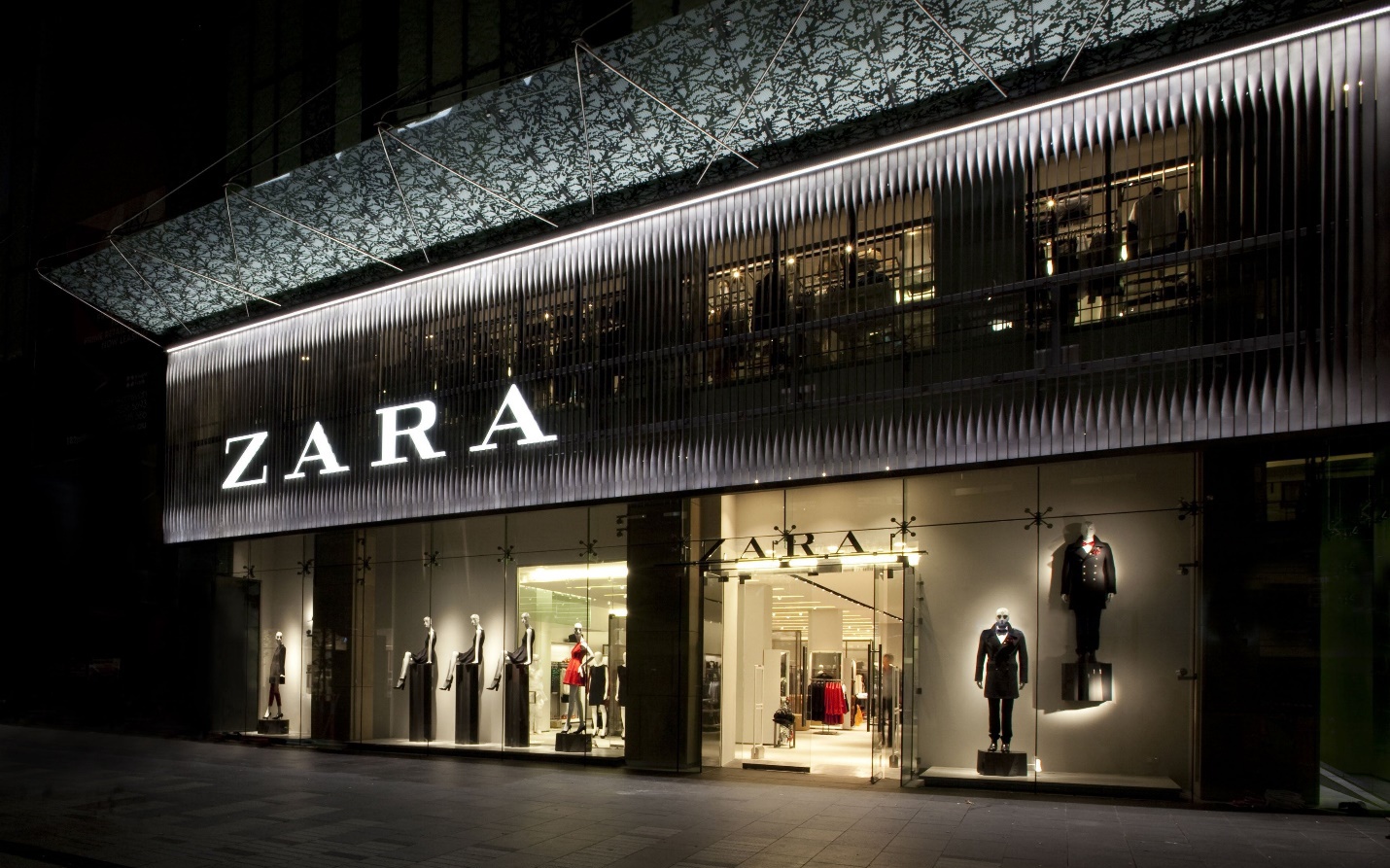 Bí mật đưa Zara từ số vốn 30 euro lên thành đế chế thời trang toàn cầu